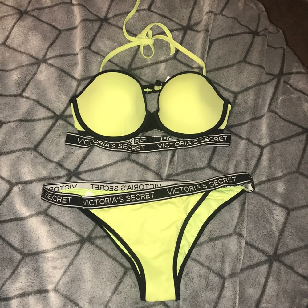 Bathing suit